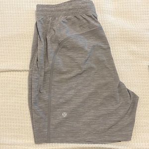 LULULEMON MENS SHORTS 7in